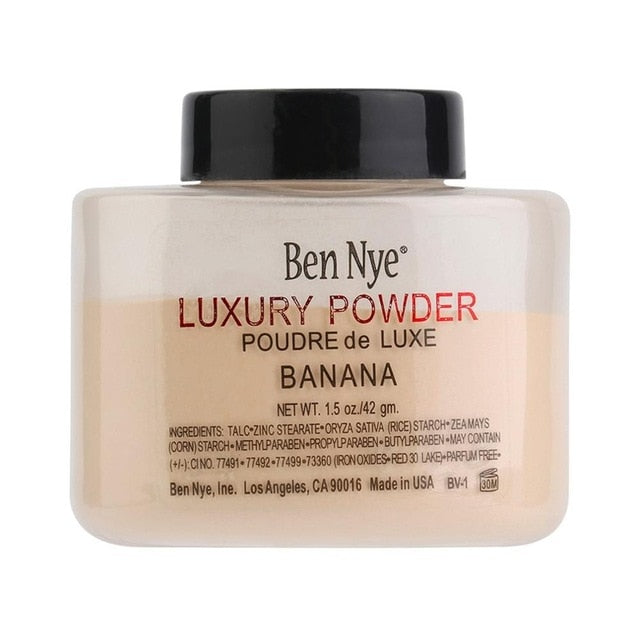 Trendy Products Luxury Banana Powder Bottle Face Makeup Powders Women Lady Facial Contour Brighten Setting Powder Foundation